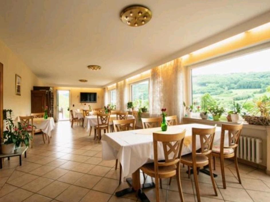 Chateau-De-La-Moselle Kinheim Екстериор снимка